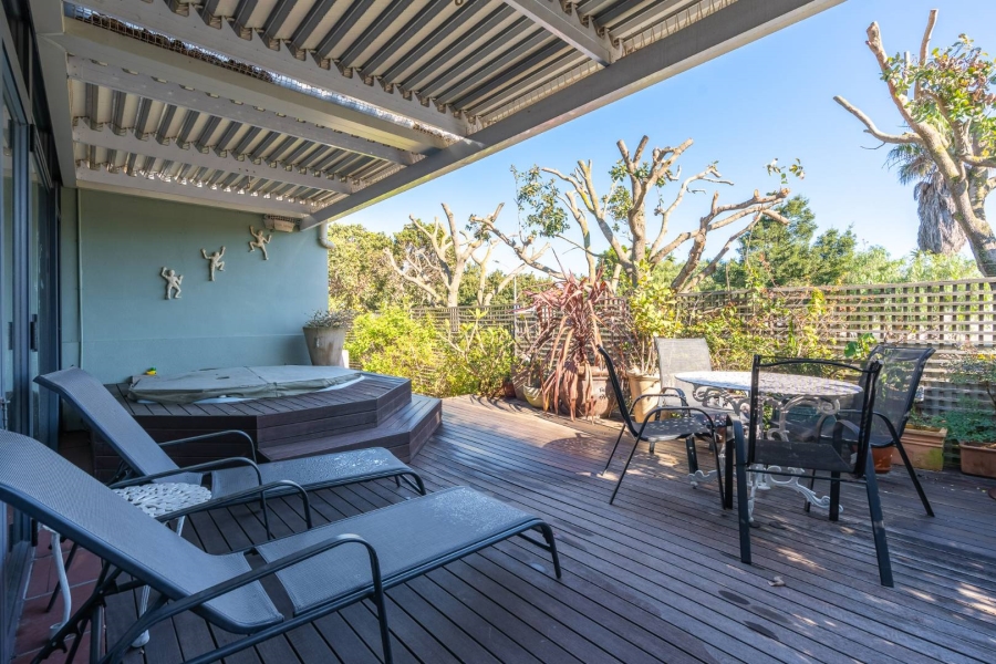 To Let 3 Bedroom Property for Rent in Royal Ascot Western Cape